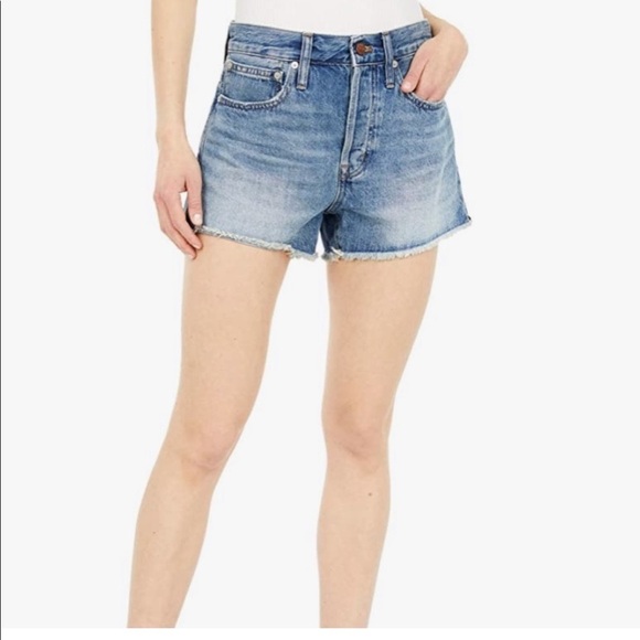 Madewell Pants - Madewell Frayed Hem Button Fly Denim Shorts